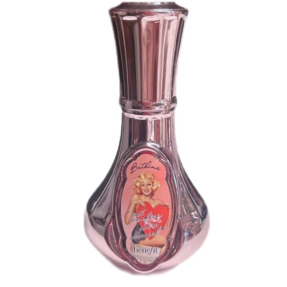 Benefit Bathina “Just Confess You’re Obsessed”Body Misty Spray 1.7 Oz. (90%)